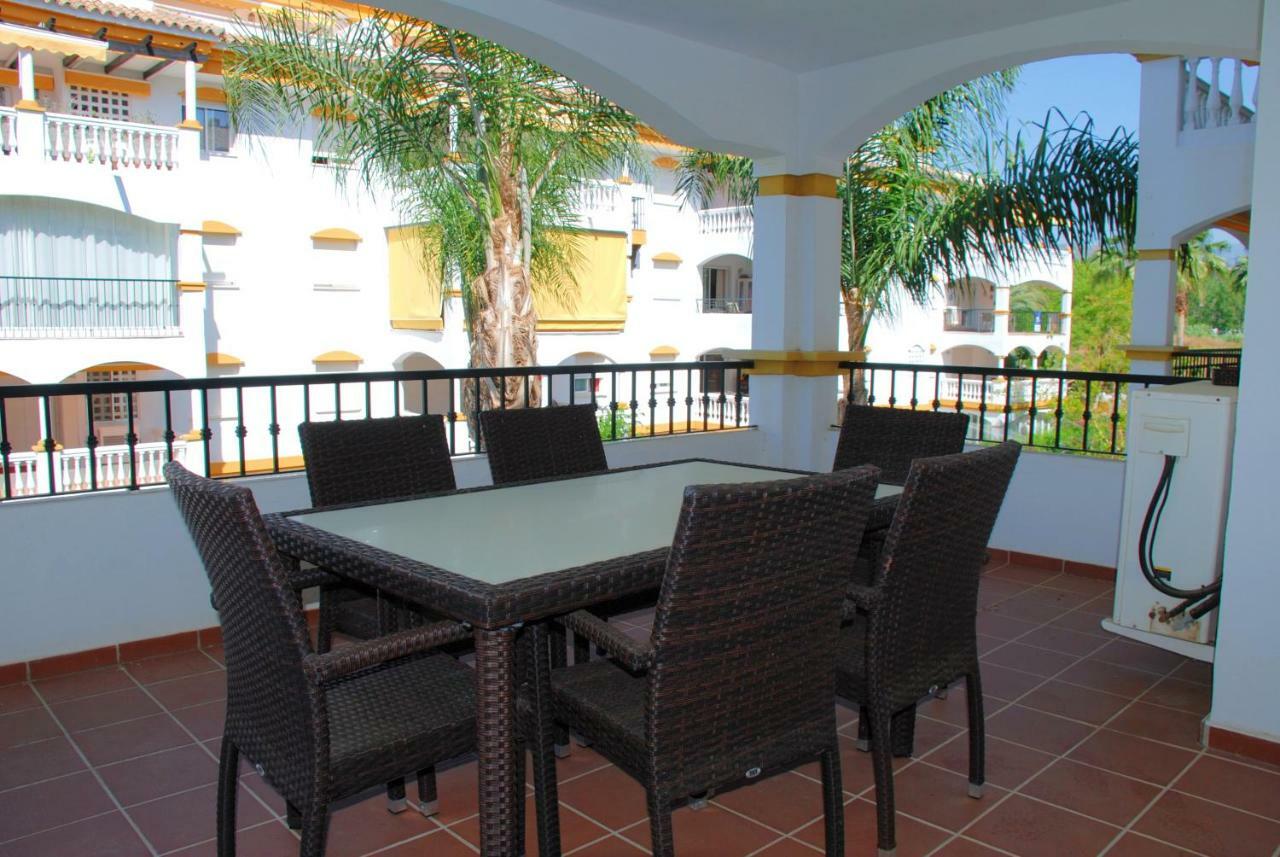 Great Puerto Banus Apartment Marbella Exterior photo